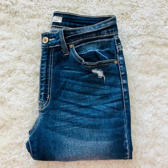 KanCan High Rise - Picture 4 of 4